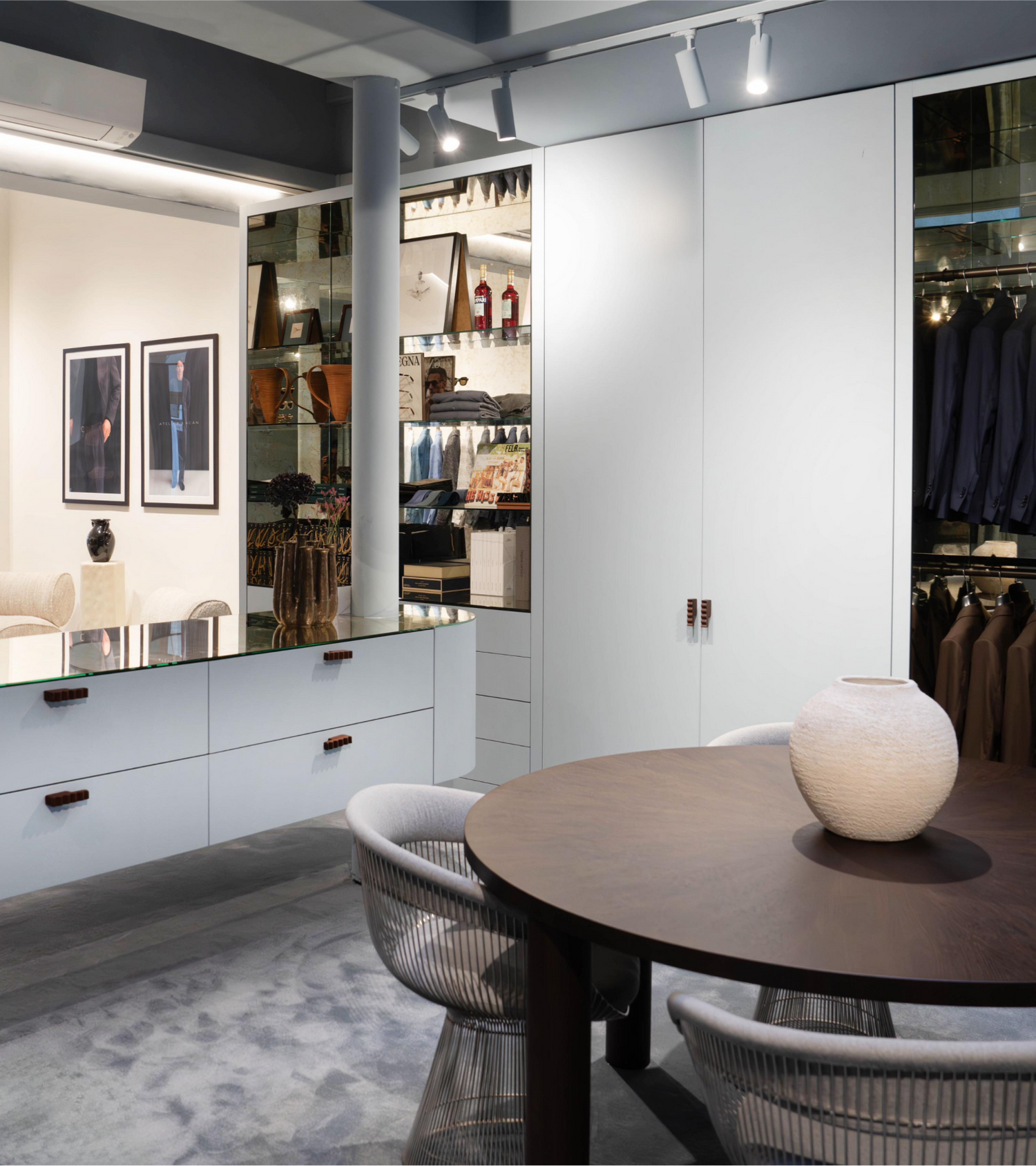 Inside Atelier ACÀN’s Antwerp store – a refined space for bespoke tailoring and personalized fittings.