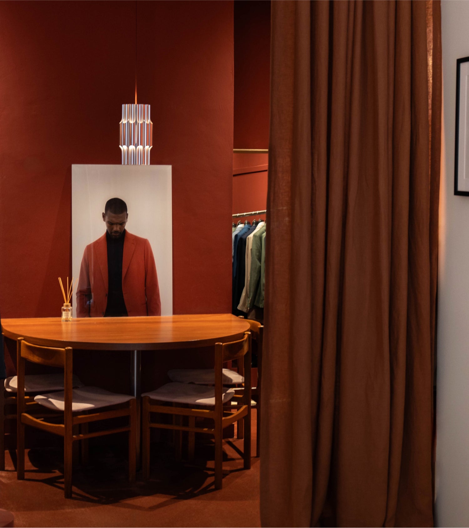 Inside Atelier ACÀN’s Ghent store – a refined space for bespoke tailoring and personalized fittings.